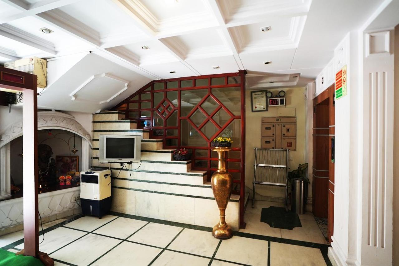 Hotel Classic New Delhi Buitenkant foto